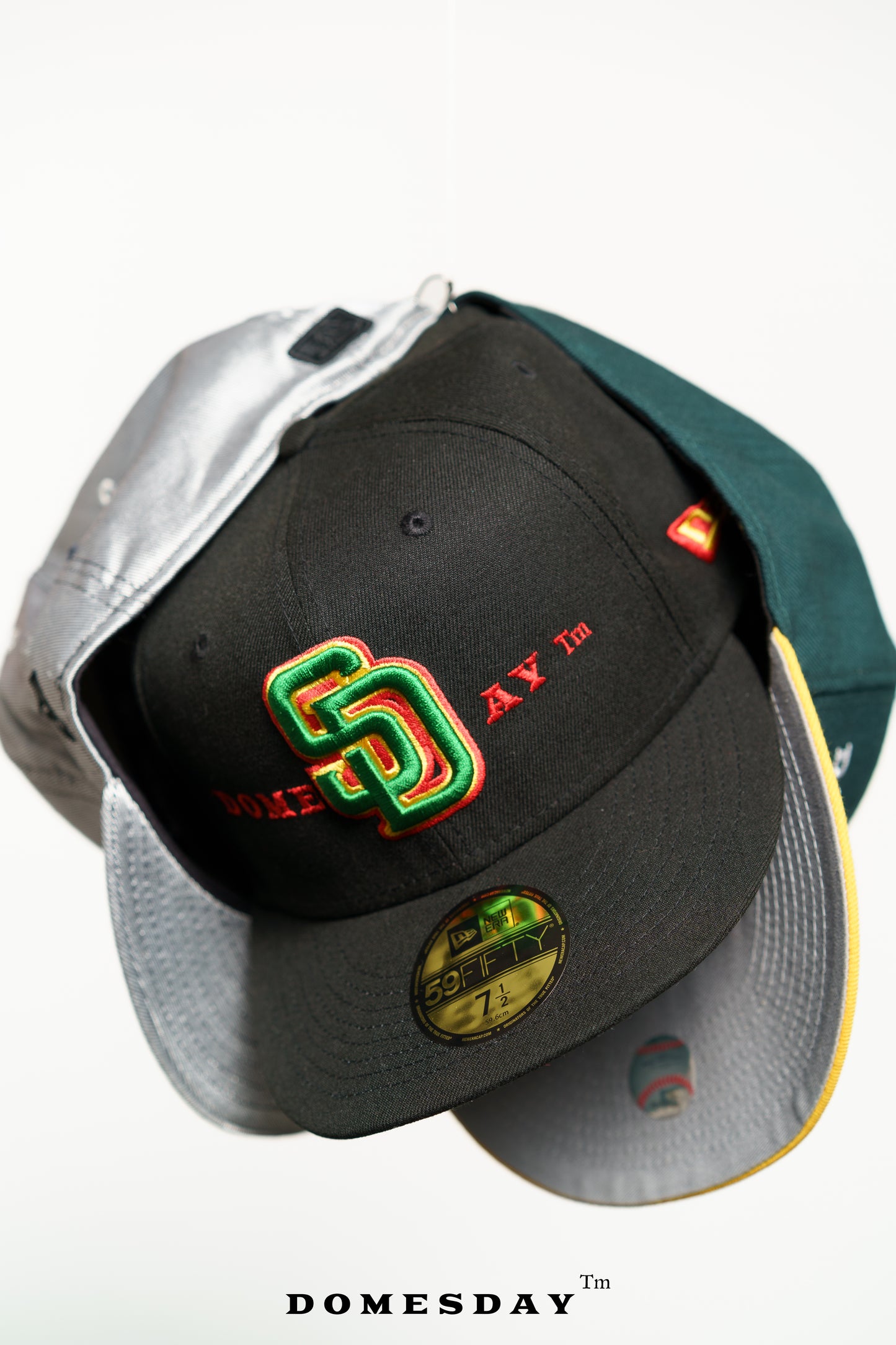 Domesday Hometeam “Rasta” Fitted